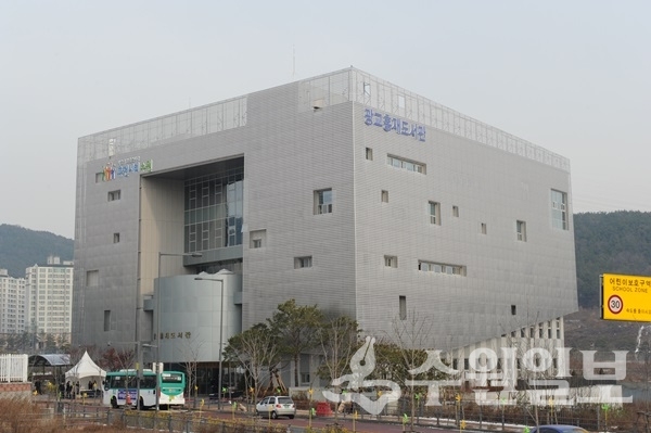 광교홍재도서관 전경.(사진=수원시)