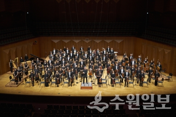경기피하모닉 오케스트라 공연 모습.(사진=경기도문화의전당)