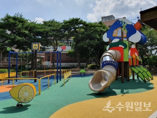 권선구가 ‘벌터 어린이공원’ 재정비 공사를 완료해 5일부터 일반시민 및 어린이들에게 새롭게 개방한다.(사진=권선구청)