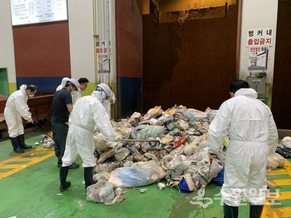 수원시가 재활용품이 포함된 쓰레기 수거를 거부하기로 했다.(사진=수원시)