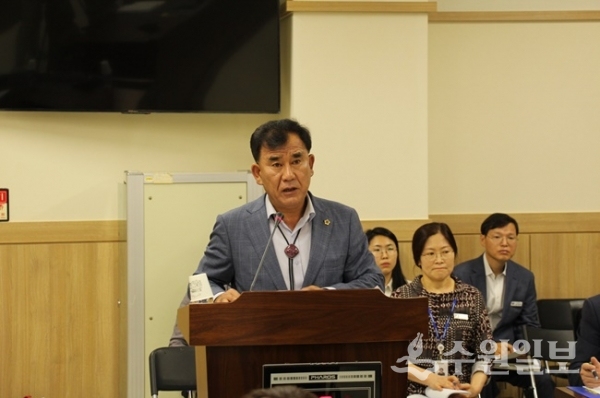 백승기 경기도의회 농정해양위원회 의원이 발의한 '도 공공급식 지원에 관한 조례안'이 2일 농정해양위원회 심의에서 통과됐다.(사진=경기도의회)