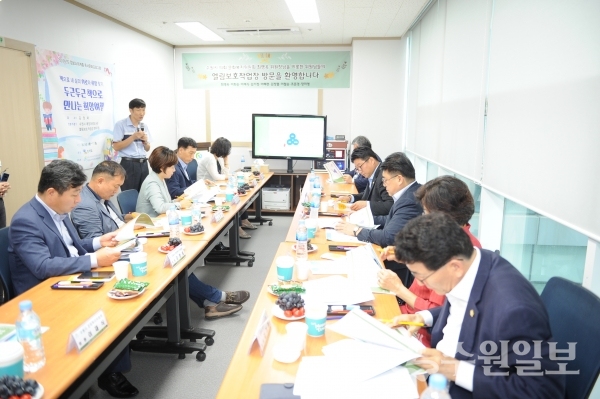 수원시의회 문화복지위원회가 5일 엘림장애인보호작업장을 방문했다.(사진=수원시의회)