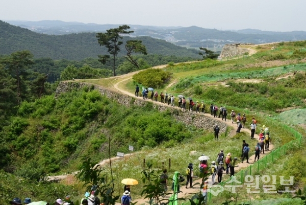 경기도와 경기문화재단이 ‘경기옛길 같이걷기’ 프로그램의 일환으로 오는 28일 오산시에서 ‘같이 걷는 오산생태하천길’ 행사를 진행한다.(사진=경기도청)