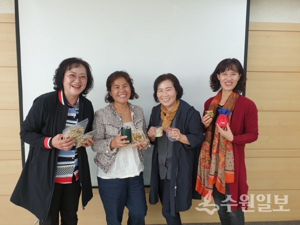 ‘숨꾼협동조합’ 구성원들.(사진=수원시)