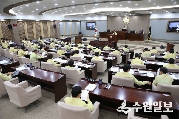 수원시의회 회의장면.(사진=수원시의회)