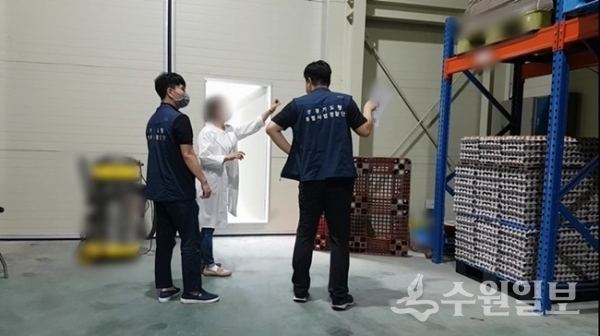 경기도 특별사법경찰단이 도내 불량식품 제조·유통업체에 대해 집중 수사를 하고 있다.(사진=경기도)