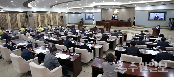 수원시의회가 18일 제356회 제2차 정례회를 갖고 있다.(사진=수원시의회)