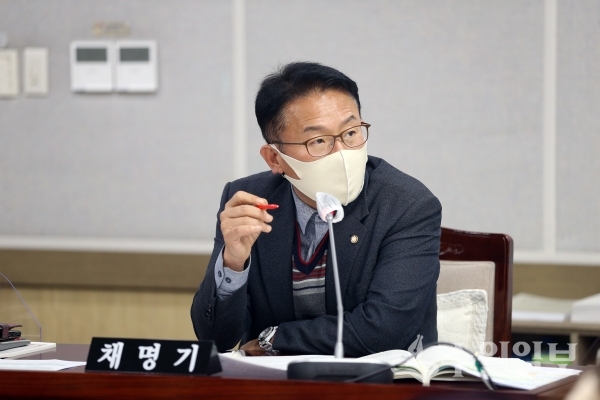 채명기 수원시의원.(사진=수원시의회)