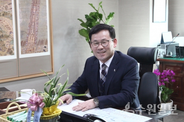 백운오 신임 팔달구청장.(사진=팔달구)
