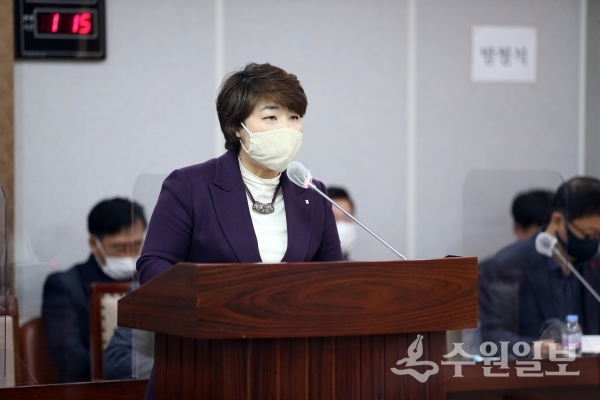 조명자 수원시의원.(사진=수원시의회)