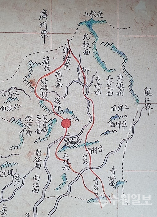 수원부(팔도군현지도) 1760 : 수원부근을 확대한 지도. (자료=서울대학교 규장각)        
