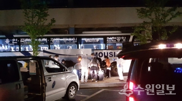 용인시가 관용차량과 전세버스를 이용해 해외입국자를 자가격리지까지 이동을 돕고 있다.(사진=용인시)