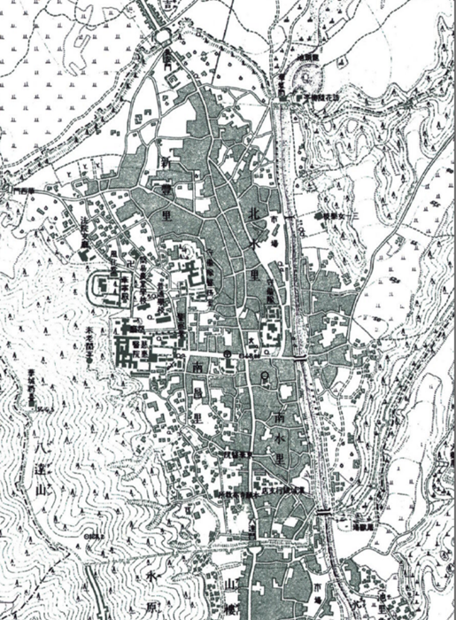 1917년 화성내 지도. 북수리 팔부자거리에 성내시장이, 남쪽 남암문앞에 시장이 표기돼 있다. 성 밖 시장이다. (자료=수원시)