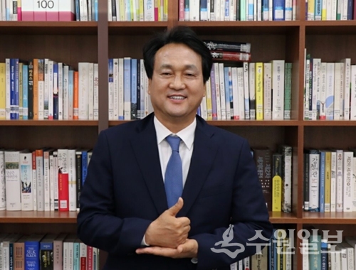 안민석 의원.