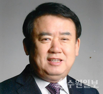 제17대 한국전시장운영자협회장에 선임된 이필근 수원컨벤션센터 이사장.