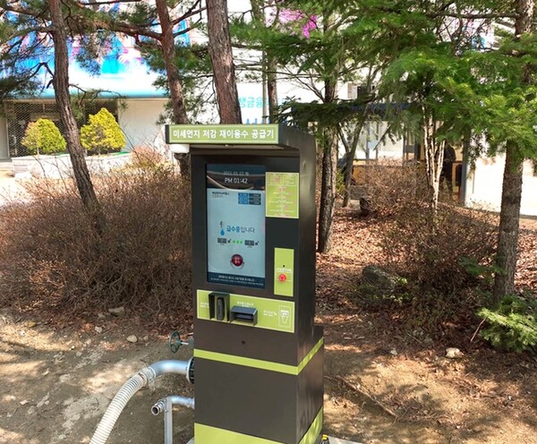 용인특례시가 올해 말까지 미세먼지중점관리 지역에 10대를 설치할 예정인 '도시재이용수공급기'.(사진=용인시)