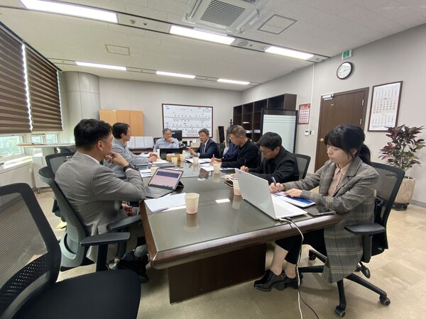 용인시가 지난달 25일 공동주택 리모델링 기본계획 재정비 중간보고회를 개최했다.(사진=용인시)
