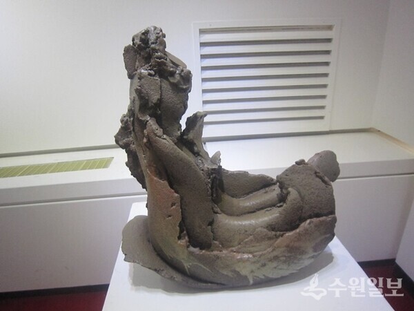 손경자 도예작품전_ 도로교통공단 safe gallery 2014-3
