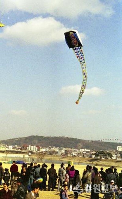 화성축성 200주년 기념 세계연날리기 행사. (사진=수원시)