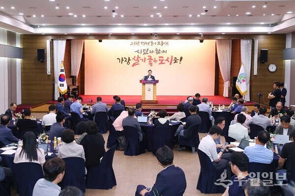 김성제 의왕시장의 취임 2주년 기자간담회 모습. (사진=의왕시)