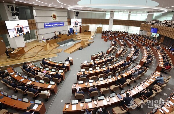 26일 도의회 본회의장에서 열린 ‘제376회 임시회 2차 본회의’ 모습. (사진=경기도의회)