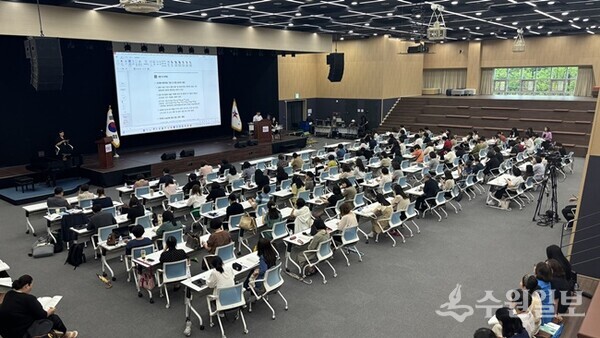 1200여명  참여한 교육·보육현장 방문 권역별회의가 열리고있다.(사진=경기도교육청)