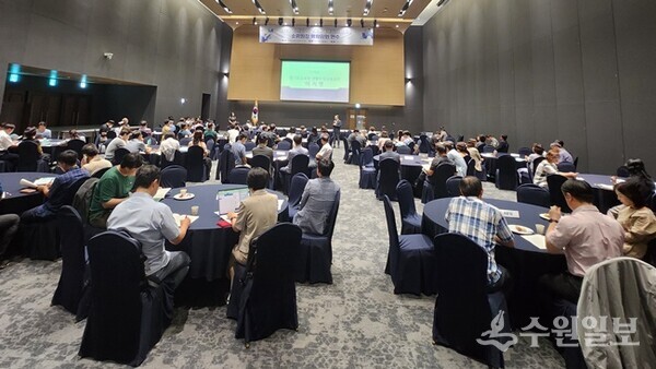 23일 서울대 시흥캠퍼스에서 개최된 학교폭력대책심의위원회 연수모습(사진=경기도교육청)