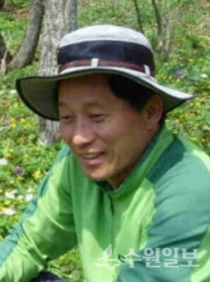 이경렬 시인.