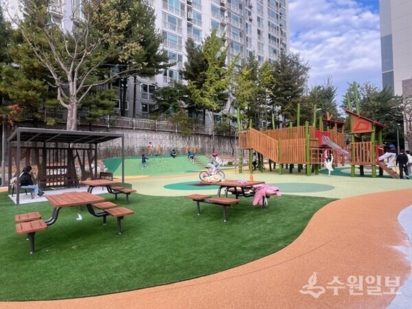 용인시 기흥구 상갈동 금화1어린이공원. 흥미진진한 놀이기구를 갖춘 ‘주민참여형 어린이놀이터’로 탈바꿈했다. (사진=용인시)
