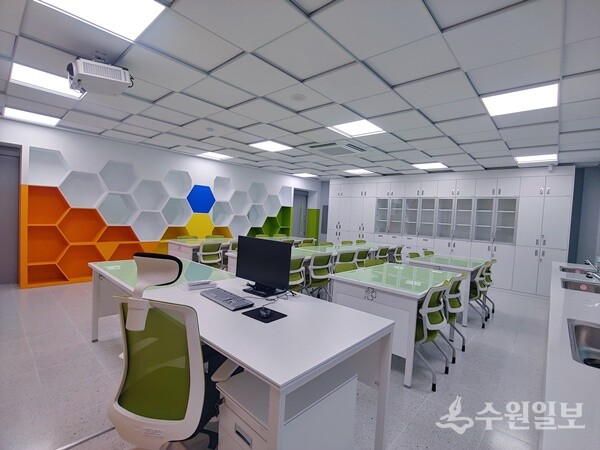 2024년 학교환경개선 협력사업 선정교인 구리 수택초등학교의 다목적 실습실. (사진=구리남양주교육지원청)
