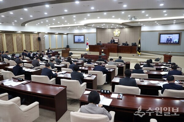 수원시의회 제390회 임시회 폐회 모습(사진=수원시의회)