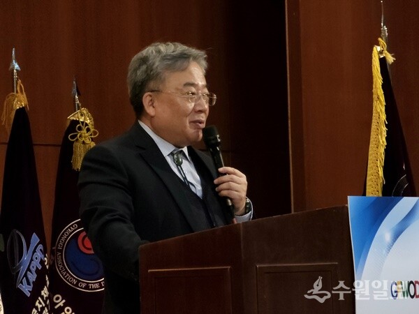 이영재 제8대 경기도장애인복지단체연합회장이 취임사를 하고 있다. (사진=경기도장애인복지단체연합회)
