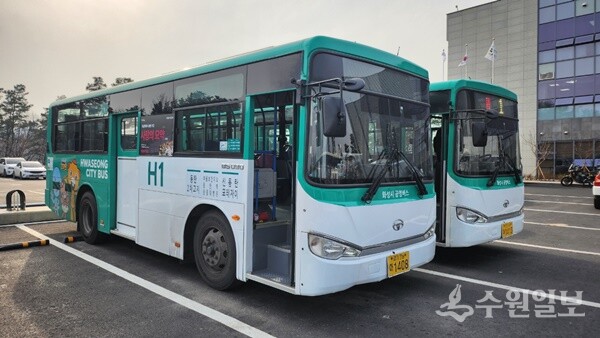 화성특례시가 2023년 전국 최초로 도입한 공영버스 AI 안전운전 솔루션. (사진=화성시)