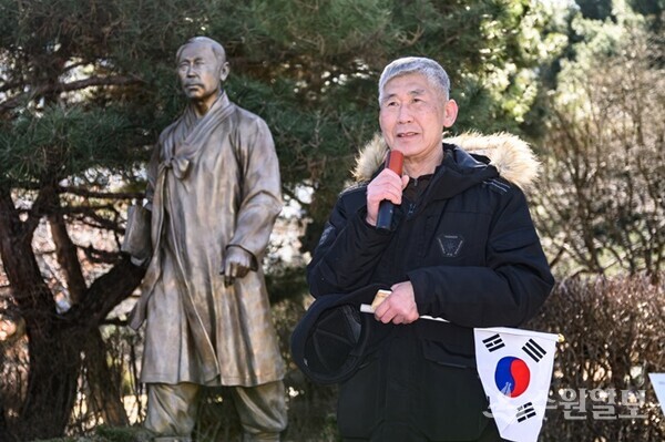 지난 2024년 3월 3·1운동 105주년 기념식에서 임면수 선생의 후손 임병무씨가 인사말을 하고 있다.(사진=수원시)