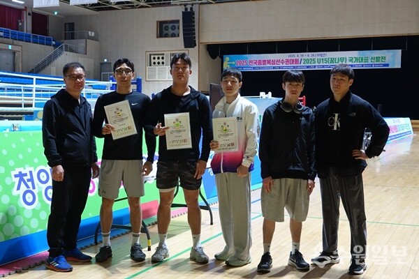 ‘2025 전국 종별복싱선수권대회’에서 광주시의 위상을 드높인 광주시청 복싱팀이 기념촬영을 하고 있다. (사진=광주시)
