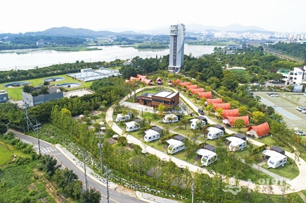 왕송호수 캠핑장 전경. (사진=의왕시)