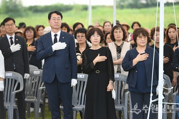 정명근 화성특례시장이 일본군 위안부 피해자기림의날 기념식에 참석했다.(사진=화성시)