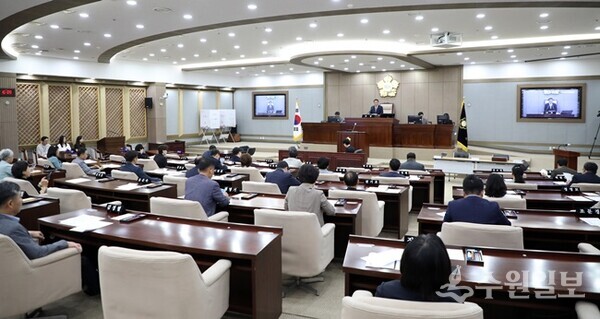 7월23일 열린 수원시의회 제394회 임시회 본회의 장면. (사진=수원시의회 제공)