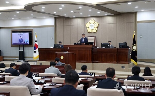 제395회 임시회 폐회모습(사진=수원시의회)