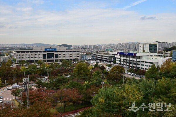 광교신도시로 이전하기 전 경기도청과 경기도의회의 모습.(사진=수원시)