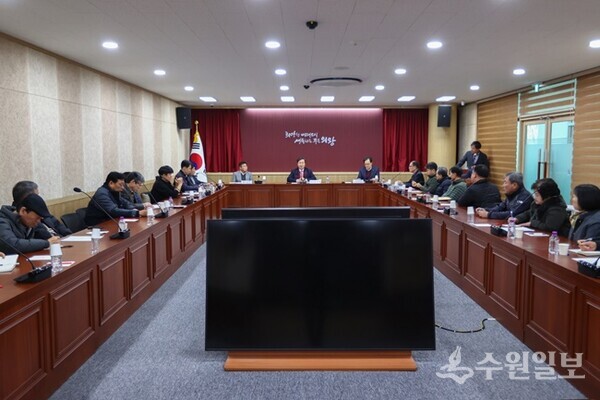 2일 의왕시청 중회의실에서 개최된 '의왕군포안산 공공주택지구' 주민 간담회. (사진=의왕시) 