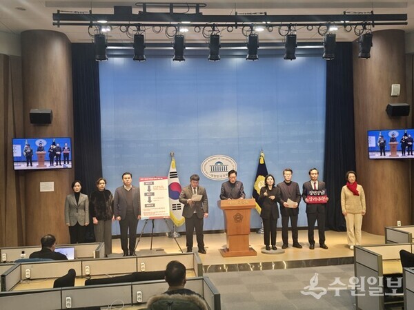 국민의힘 김선교의원이 소통관에서 기자회견을 하고 있다. (사진=김선교의원실)