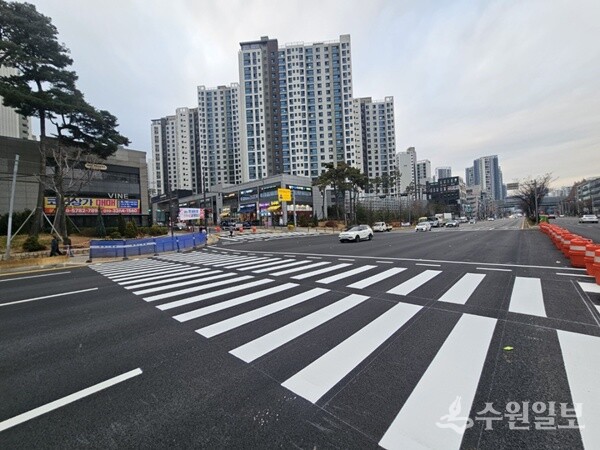 평촌어바인퍼스트 아파트 앞 횡단보도 살치완료 후 모습. (사진=안양시)