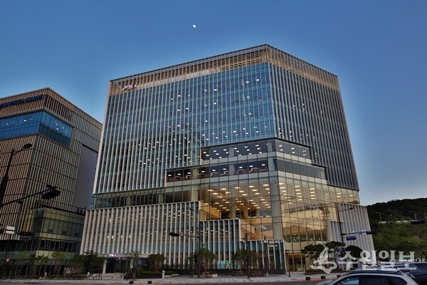 피에스케이홀딩스(주) 회사 전경. (사진=경기문화재단)