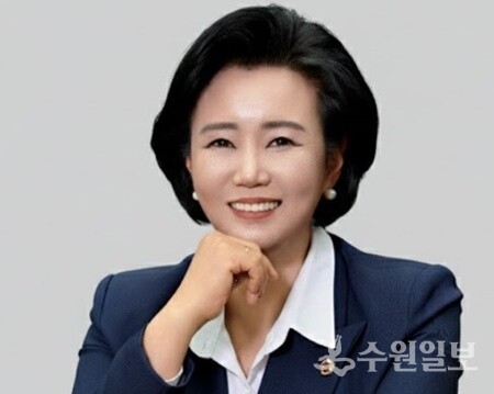 정윤경 경기도의회 부의장. (사진=정윤경 부의장)