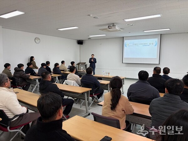 이계문 남양주도시공사 사장이 2026년 안전플러스 추친단’ 발대식에서 인사말을 하고 있다. (사진=남양주도시공사)