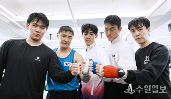 광주시 복싱팀이 경기도체육대회 종합 우승을 목표로 파이팅을 외치고 있다. (사진=광주시)
