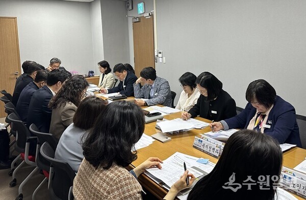 박종근 부시장이 1분기 신속 집행을 긴급 독려하는 회의를 주재하고 있다. (사진=이천시)