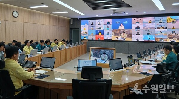 경기도가 13일 김규식 안전관리실장 주재로  ‘여름철 사전 재해예방대책 및 집중안전점검 제7차 도-시군 합동회의’를 갖고 있다. (사진=경기도)