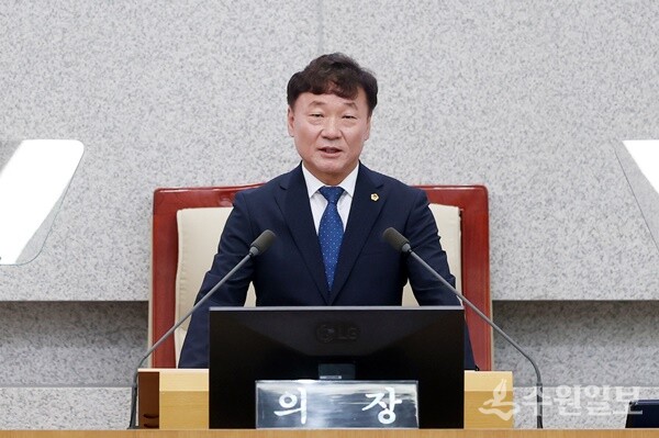 남종섭 제12대 경기도의회 전반기 의장. (사진=경기도의회)